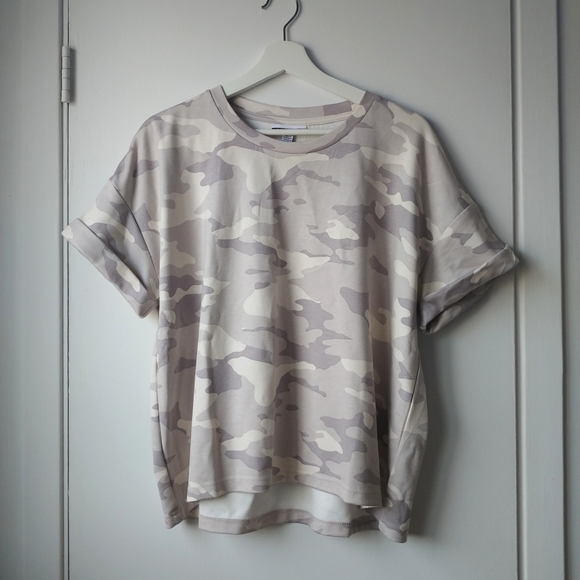 Camo T-shirt - Picture 1 of 6